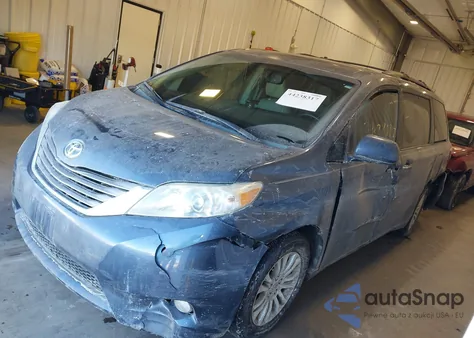 2015 Toyota Sienna Xle 8 Passenger из США, поврежденный, VIN 5TDYK3DC3FS575170